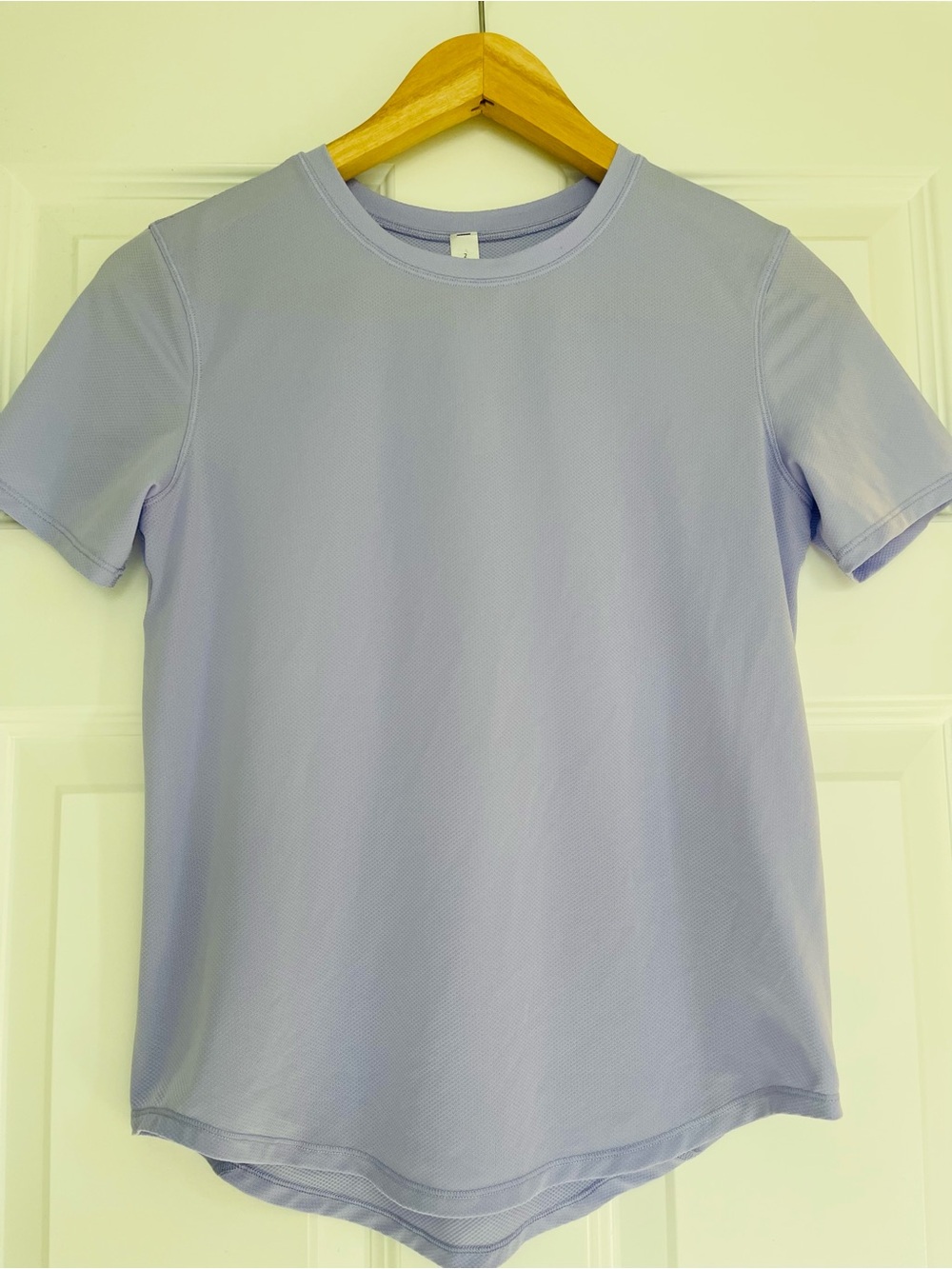 Lavender Lululemon t-shirt - size 2